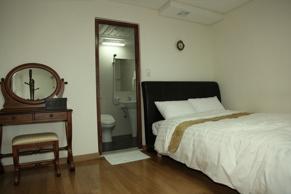 Tisland Resort Taeryun-dong Экстерьер фото