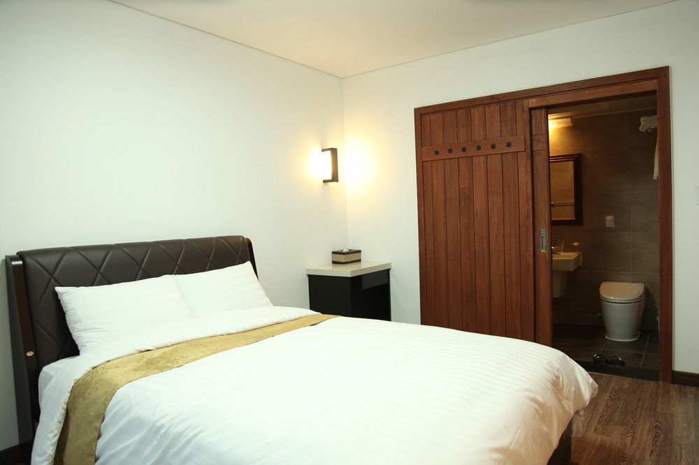 Tisland Resort Taeryun-dong Экстерьер фото