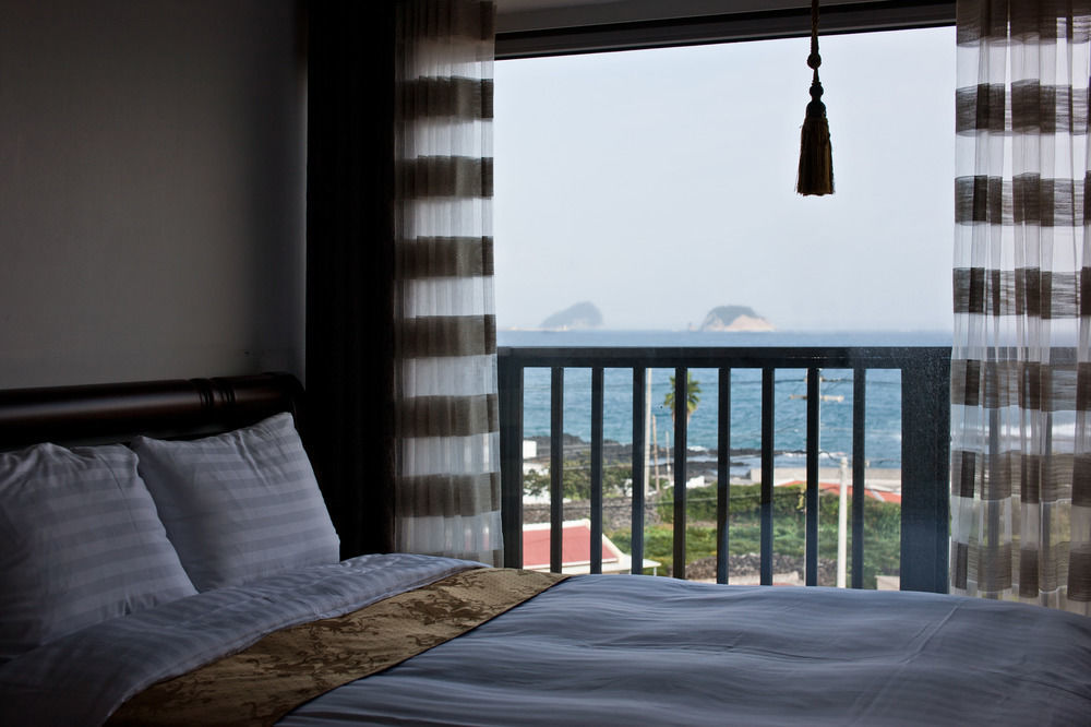 Tisland Resort Taeryun-dong Экстерьер фото